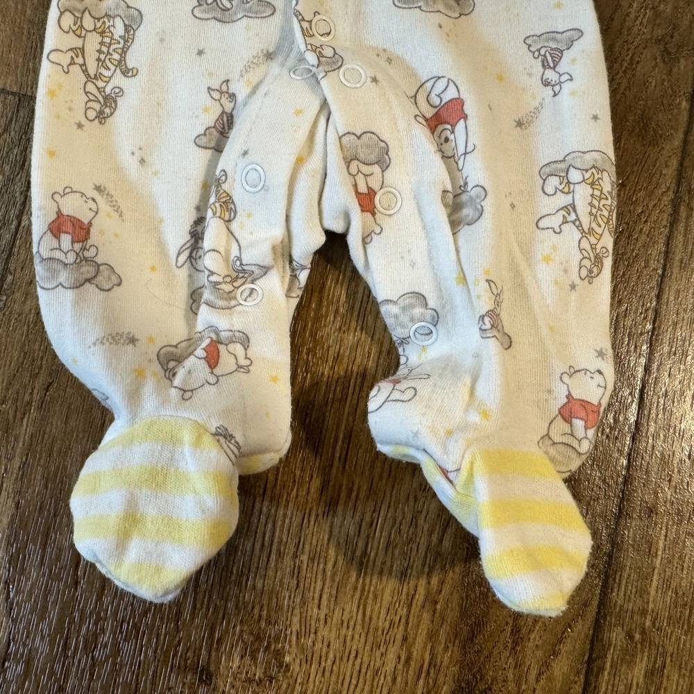 Disney Baby Bundle Preemie Winnie Pooh Outfit Hat Gender Neutral Yellow - Picture 4 of 9